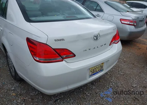 2007 Toyota Avalon Limited z USA, uszkodzony, nr VIN 4T1BK36B47U224657